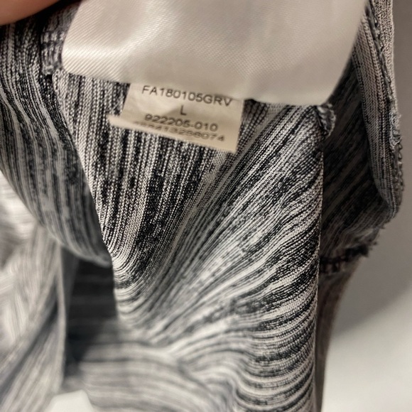 THE NIKE TEE ON FIELD APPAREL PATRIOTS NFL SHIRT SIZE LARGE - Picture 5 of 6